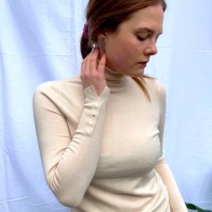 Zara cream turtleneck M